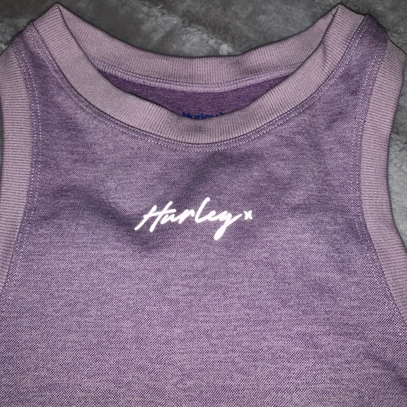 Hurley workout crop top in lavender - Picture 3 of 4